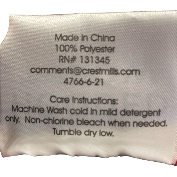 New Soft Hooded Santa
Plush Throw - Picture 4 of 5